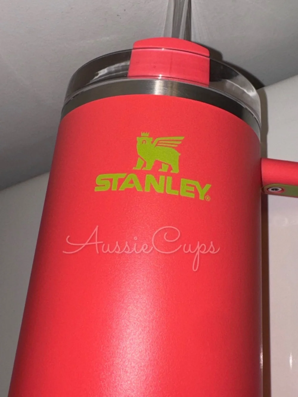 Stanley Hibiscus 40 oz Quencher 40oz Tumbler - Coral with Lime Logo, small flaws - Picture 8 of 10